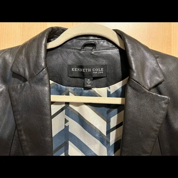 Keneth Cole leather jacket. - Picture 2 of 4